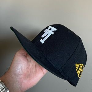 KillTheHype LA - Classic Flat Brim Upside Down LA hat